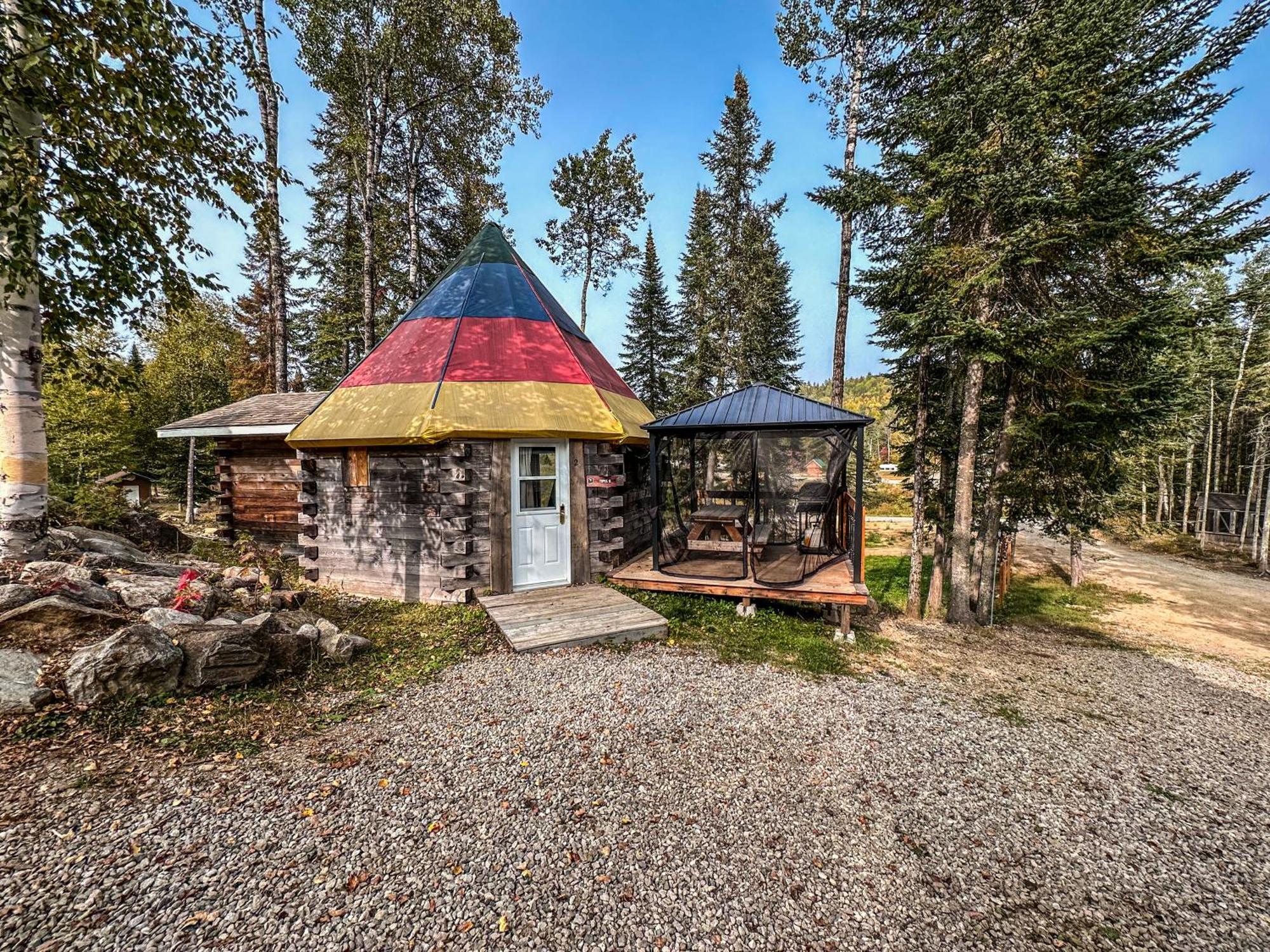Auberge Du Vieux Moulin Sainte-Emélie Exterior foto